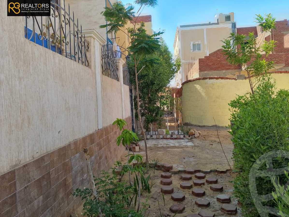 https://aqarmap.com.eg/ar/listing/6244453-for-sale-cairo-6th-of-october-hadaeq-october-ebni-betak-7-ramadan-hamdan-st