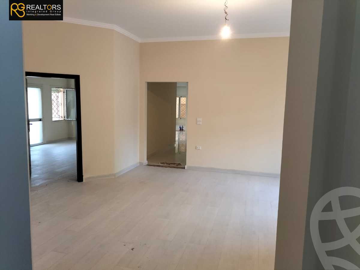 https://aqarmap.com.eg/ar/listing/6249010-for-sale-cairo-6th-of-october-featured-neighborhood-first-touristic-village-al-lewaa-mohammed-ezzat-el-zyadi-st