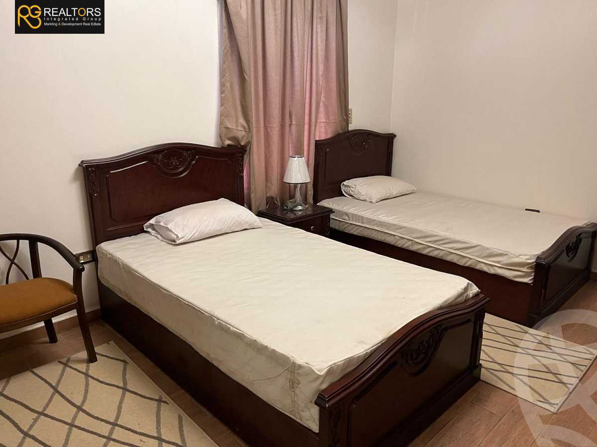 https://aqarmap.com.eg/en/listing/6249851-for-sale-cairo-el-sheikh-zayed-city-compounds-hadayek-el-mohandiseen