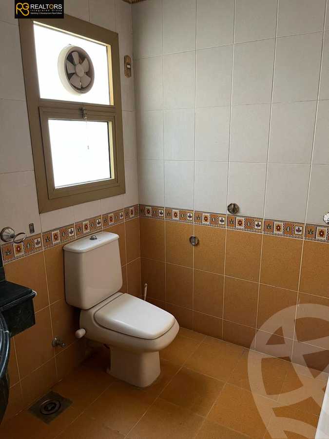 https://aqarmap.com.eg/en/listing/6249851-for-sale-cairo-el-sheikh-zayed-city-compounds-hadayek-el-mohandiseen