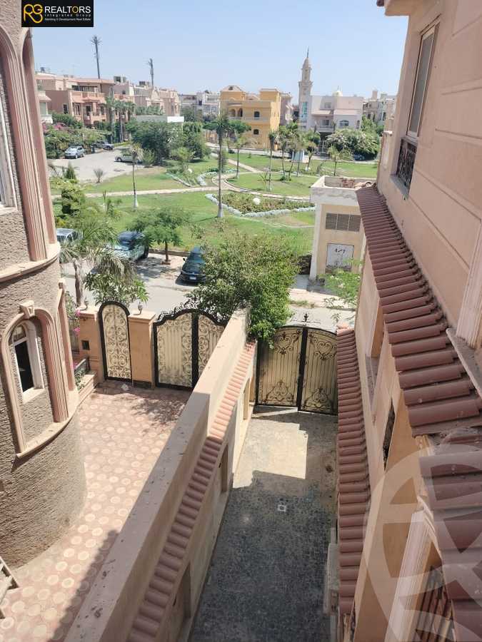 https://aqarmap.com.eg/en/listing/6249908-for-sale-cairo-el-sheikh-zayed-city-compounds-el-yasmeen-compound