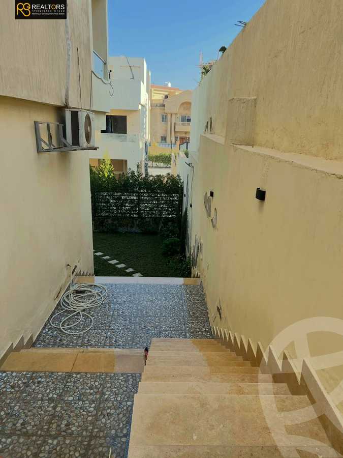 https://aqarmap.com.eg/en/listing/6254952-for-sale-cairo-6th-of-october-compounds-first-heights