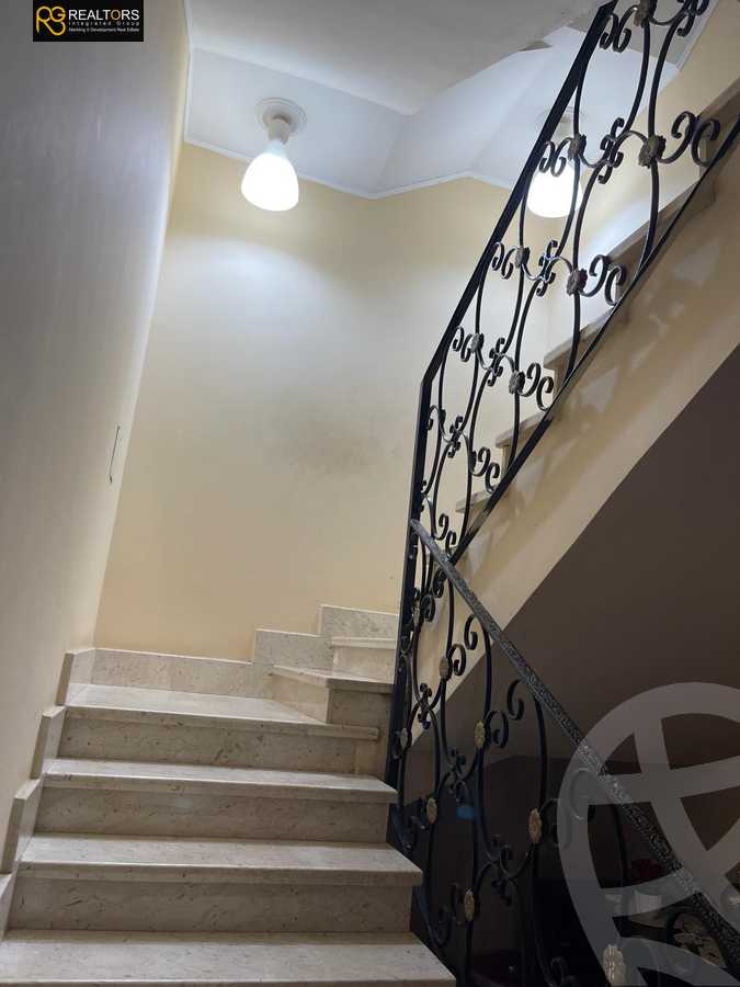 https://aqarmap.com.eg/en/listing/6256733-for-sale-cairo-el-sheikh-zayed-city-compounds-greens