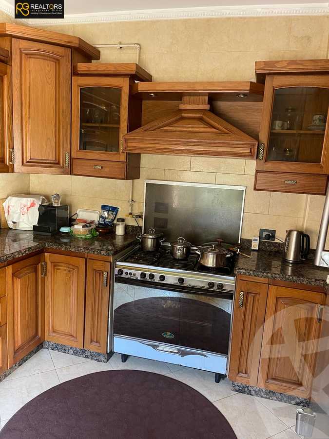 https://aqarmap.com.eg/en/listing/6256733-for-sale-cairo-el-sheikh-zayed-city-compounds-greens