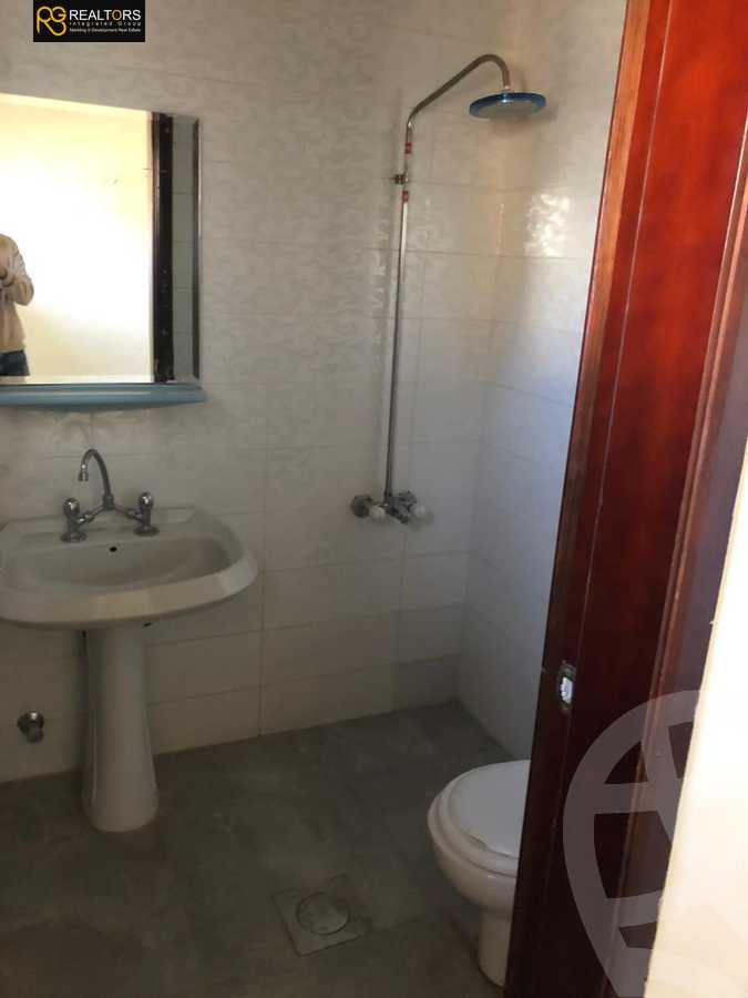https://aqarmap.com.eg/en/listing/6256749-for-sale-cairo-el-sheikh-zayed-city-compounds-kmbwnd-ljry-swdyk