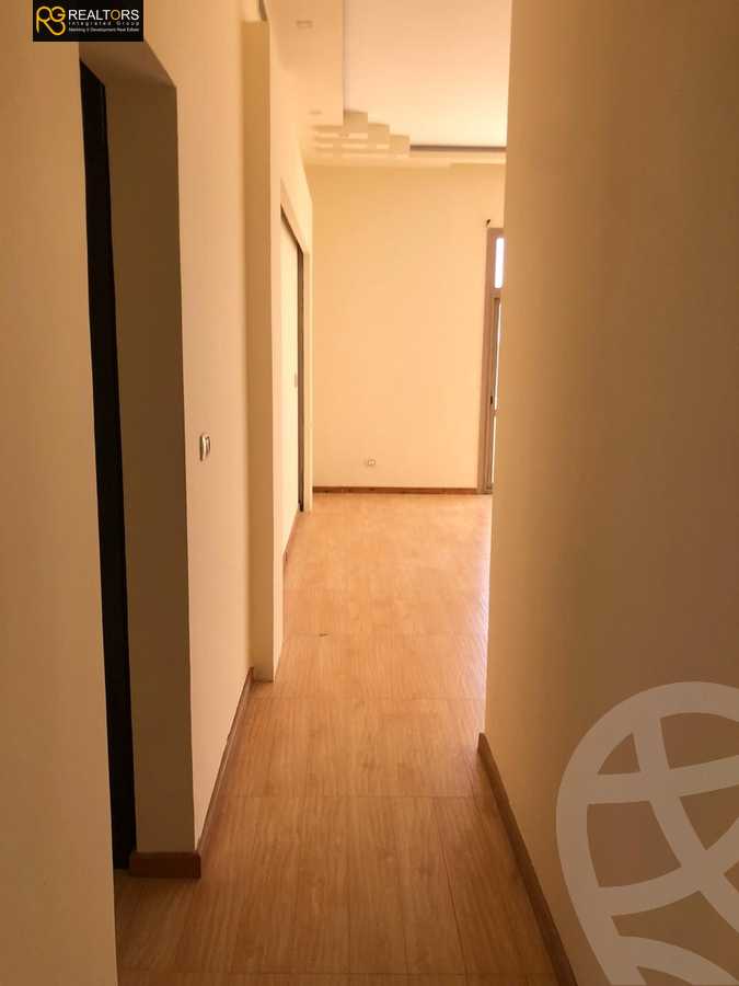 https://aqarmap.com.eg/en/listing/6256749-for-sale-cairo-el-sheikh-zayed-city-compounds-kmbwnd-ljry-swdyk