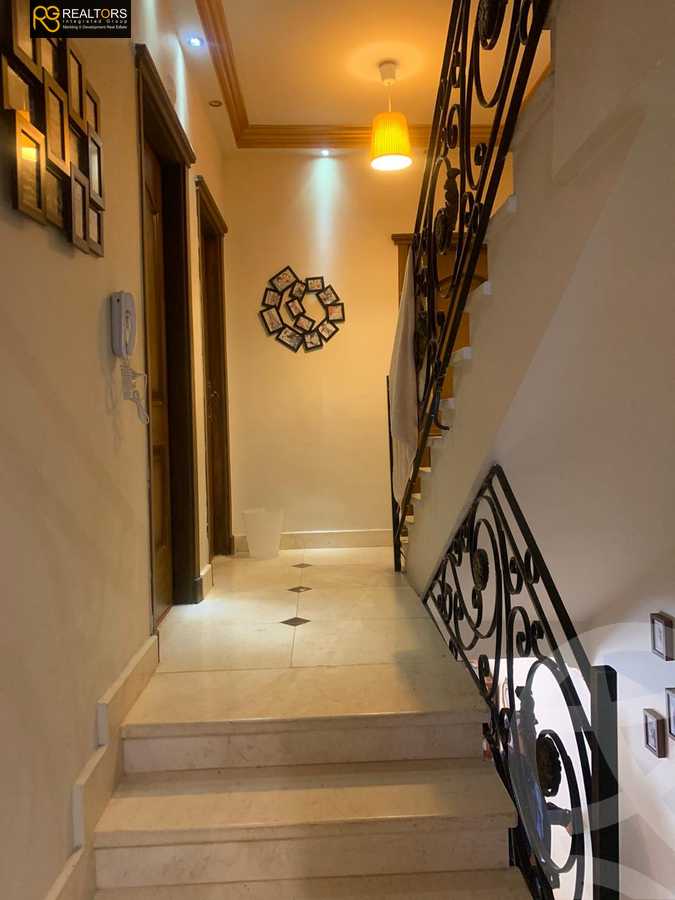 https://aqarmap.com.eg/en/listing/6257285-for-sale-cairo-el-sheikh-zayed-city-compounds-el-karma-residence