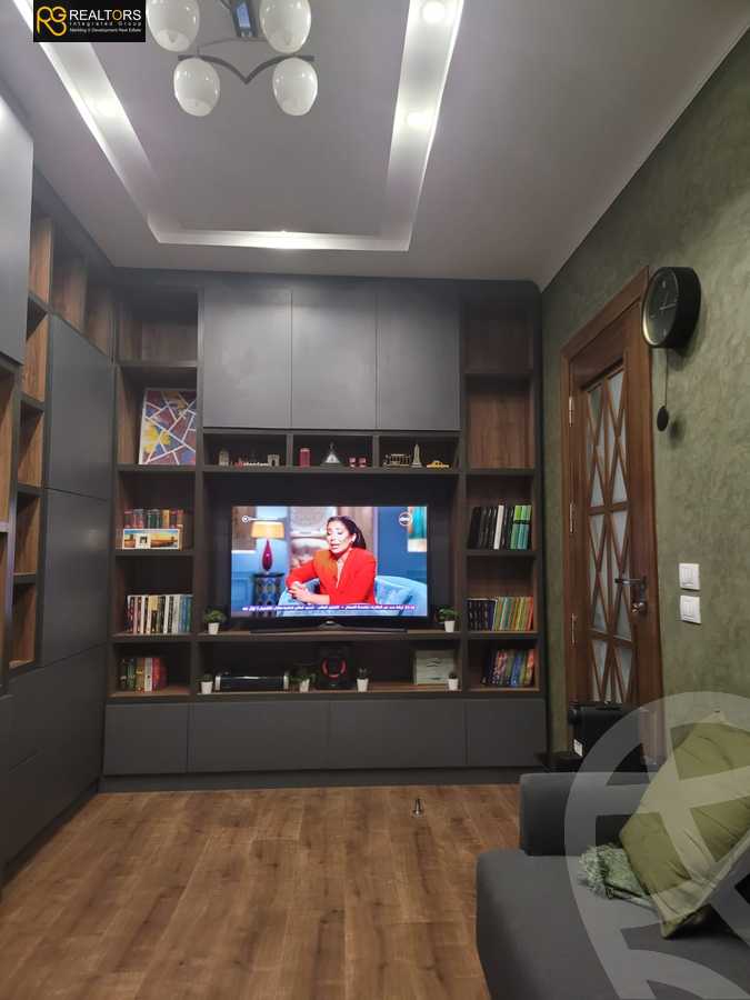 https://aqarmap.com.eg/en/listing/6258654-for-sale-cairo-el-sheikh-zayed-city-compounds-continental-residence