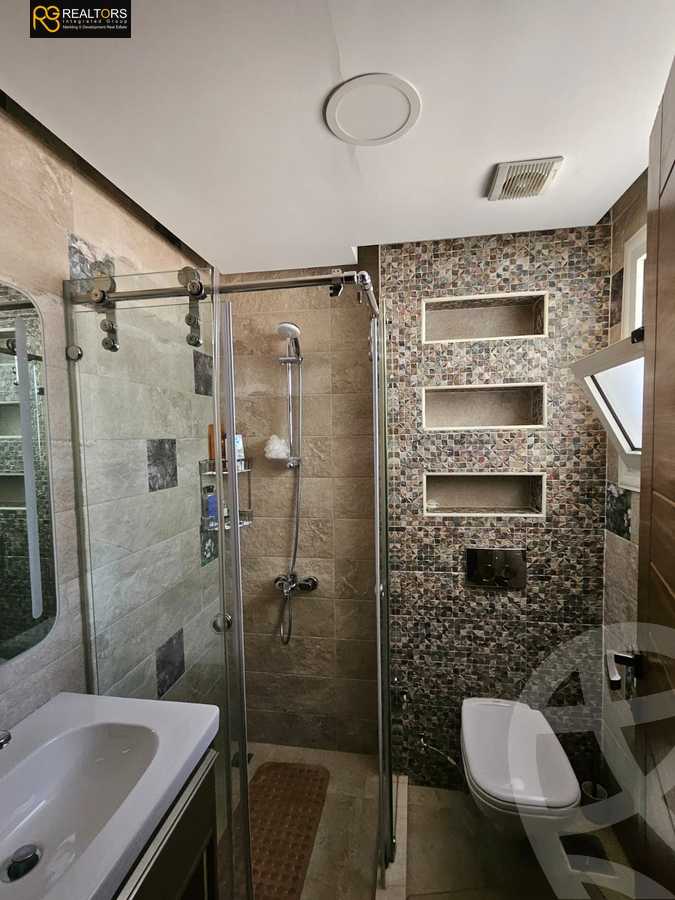 https://aqarmap.com.eg/en/listing/6258654-for-sale-cairo-el-sheikh-zayed-city-compounds-continental-residence
