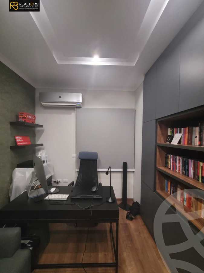 https://aqarmap.com.eg/en/listing/6258654-for-sale-cairo-el-sheikh-zayed-city-compounds-continental-residence