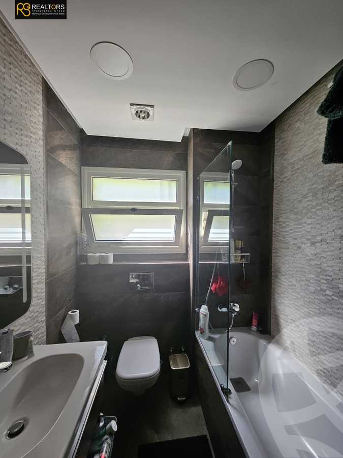 https://aqarmap.com.eg/en/listing/6258654-for-sale-cairo-el-sheikh-zayed-city-compounds-continental-residence