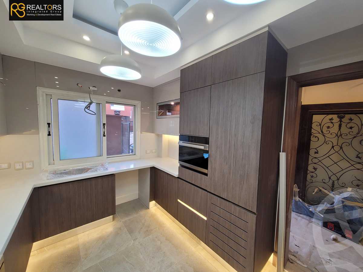 https://aqarmap.com.eg/en/listing/6258654-for-sale-cairo-el-sheikh-zayed-city-compounds-continental-residence