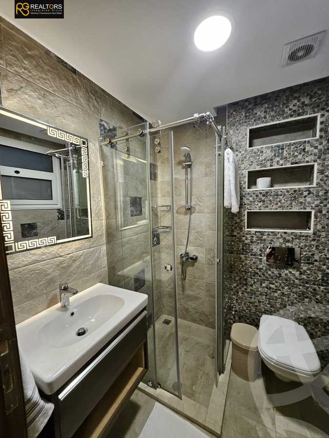 https://aqarmap.com.eg/en/listing/6258654-for-sale-cairo-el-sheikh-zayed-city-compounds-continental-residence