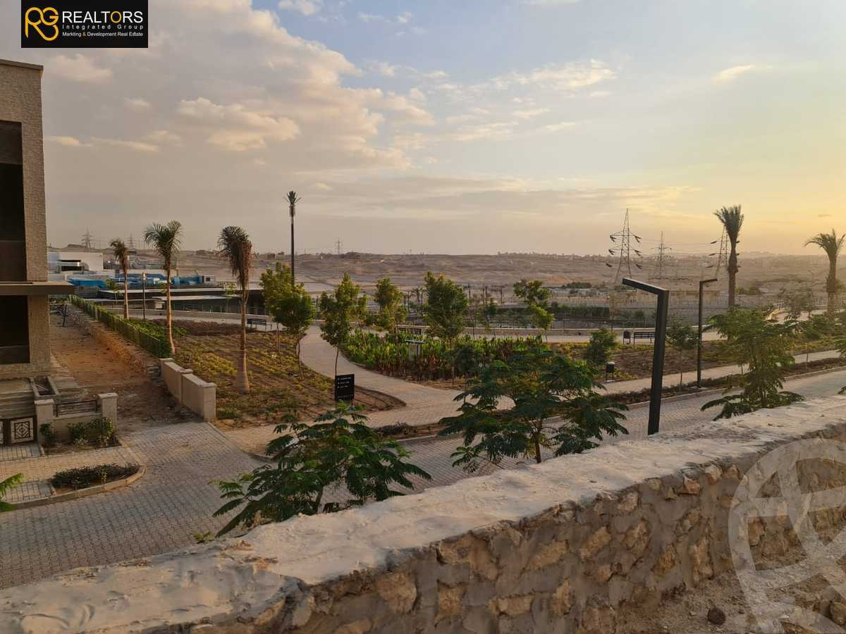 https://aqarmap.com.eg/ar/listing/6258717-for-sale-cairo-6th-of-october-compounds-new-giza-wyst-rydj-ryzydns-nyw-jyz-llttwyr-l-qry