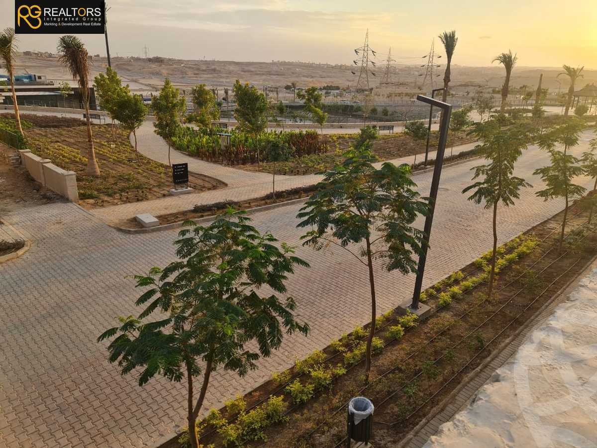 https://aqarmap.com.eg/ar/listing/6258717-for-sale-cairo-6th-of-october-compounds-new-giza-wyst-rydj-ryzydns-nyw-jyz-llttwyr-l-qry