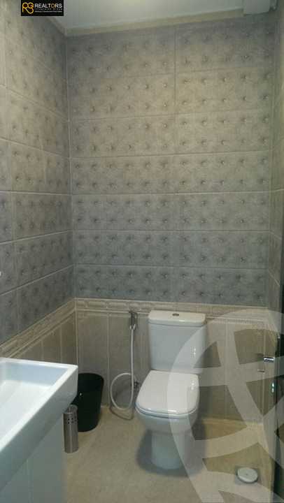 https://aqarmap.com.eg/ar/listing/6258843-for-sale-cairo-el-sheikh-zayed-city-compounds-meadows-park