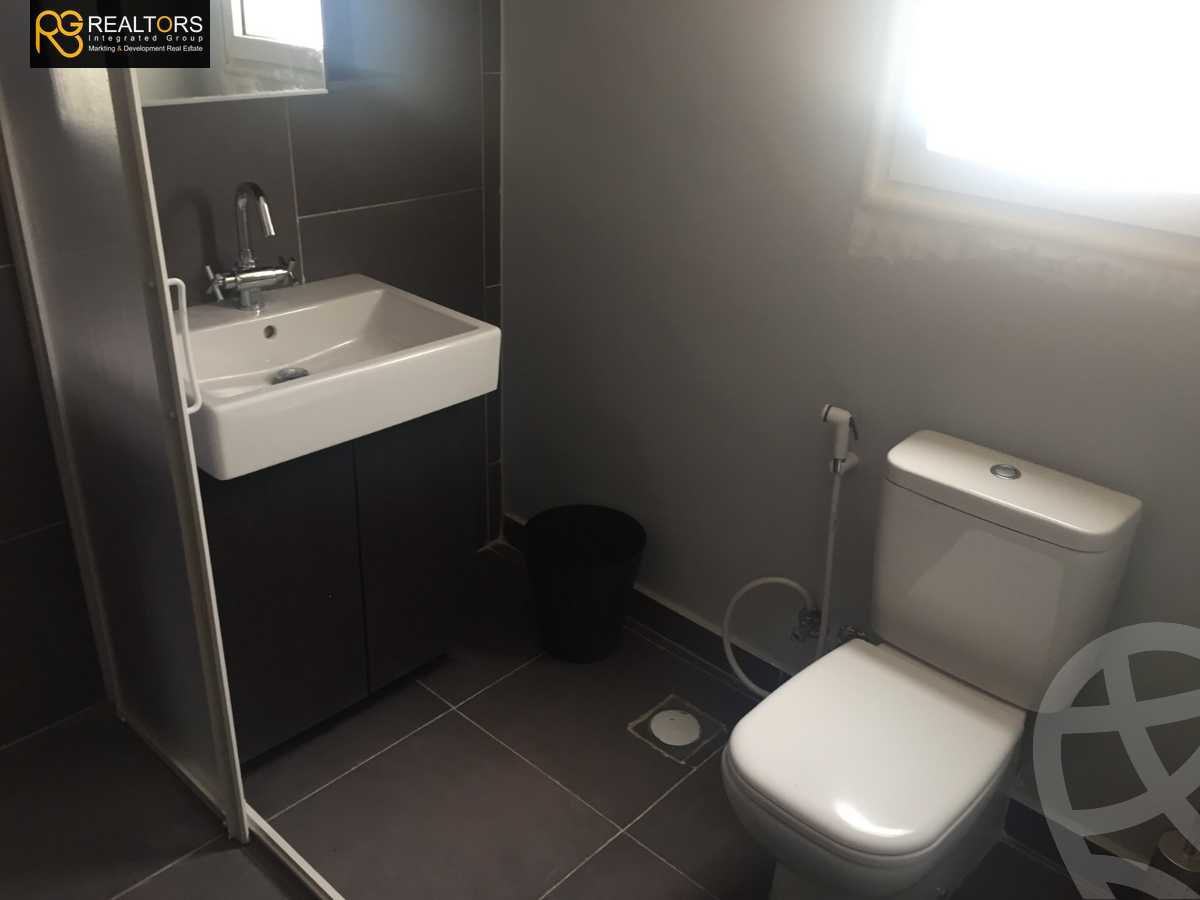 https://aqarmap.com.eg/ar/listing/6258843-for-sale-cairo-el-sheikh-zayed-city-compounds-meadows-park