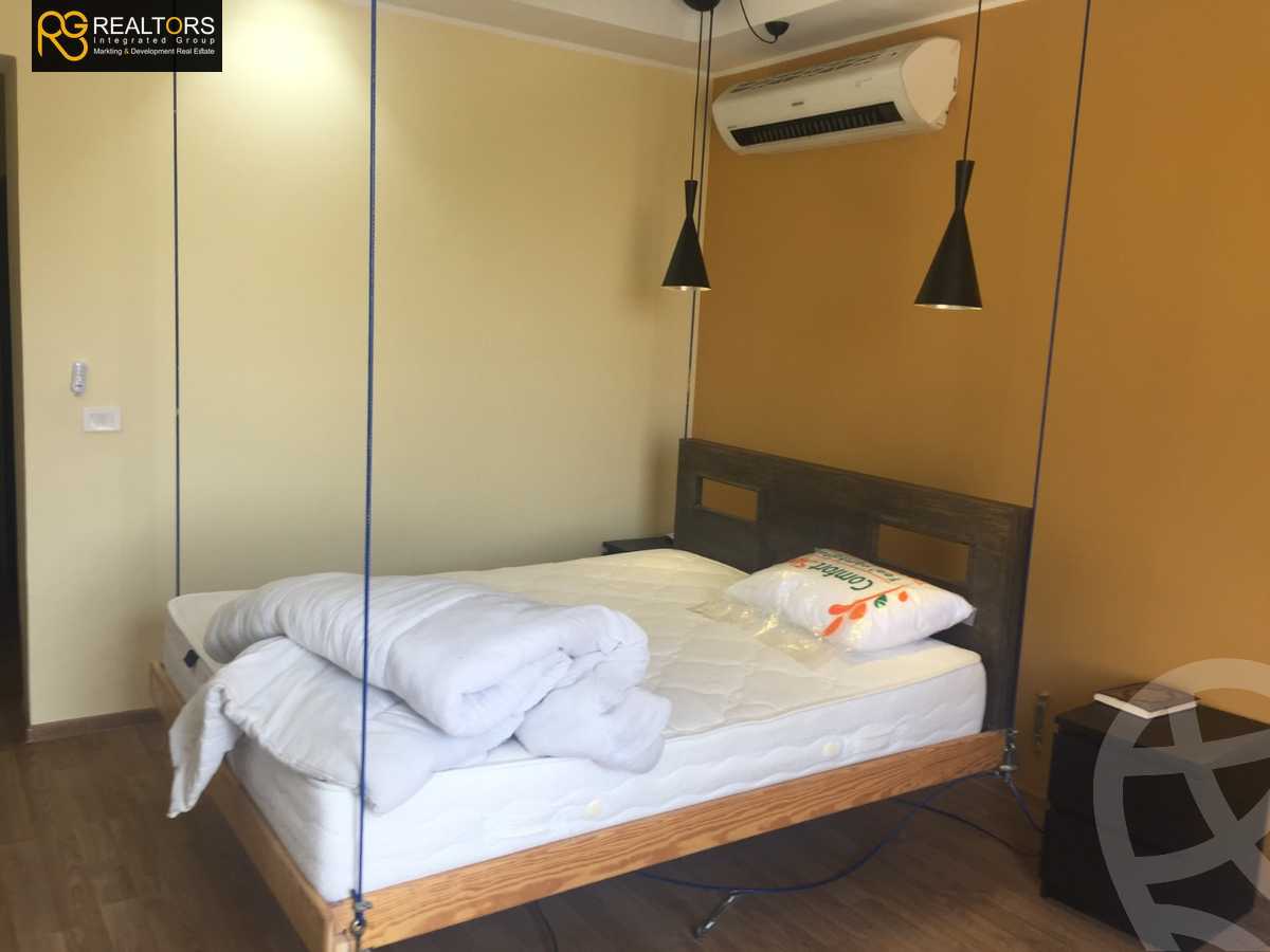 https://aqarmap.com.eg/ar/listing/6258843-for-sale-cairo-el-sheikh-zayed-city-compounds-meadows-park