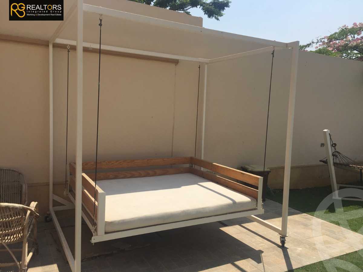 https://aqarmap.com.eg/ar/listing/6258843-for-sale-cairo-el-sheikh-zayed-city-compounds-meadows-park