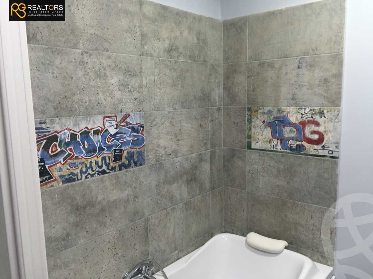 https://aqarmap.com.eg/ar/listing/6258843-for-sale-cairo-el-sheikh-zayed-city-compounds-meadows-park