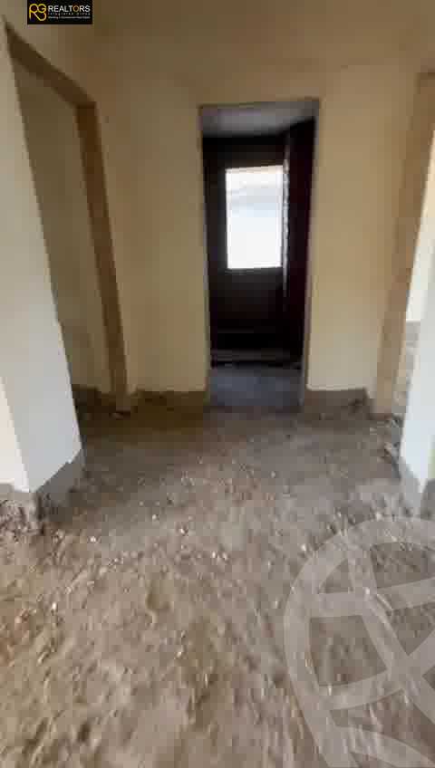https://aqarmap.com.eg/ar/listing/6259037-for-sale-cairo-6th-of-october-compounds-first-heights