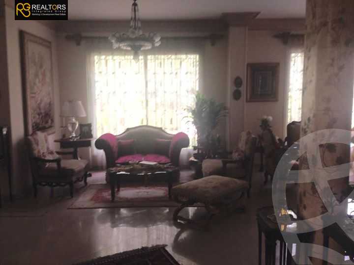 https://aqarmap.com.eg/en/listing/6290058-for-sale-cairo-6th-of-october-compounds-royal-hills
