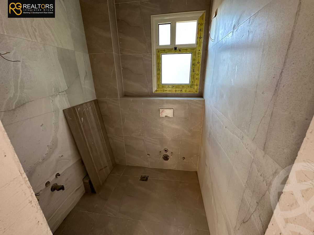 https://aqarmap.com.eg/en/listing/6292623-for-sale-cairo-el-sheikh-zayed-city-lshykh-zyd-ljdyd-toya-compound-al-tholathea