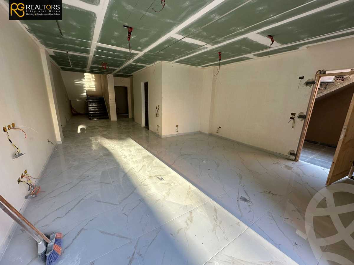 https://aqarmap.com.eg/en/listing/6292623-for-sale-cairo-el-sheikh-zayed-city-lshykh-zyd-ljdyd-toya-compound-al-tholathea