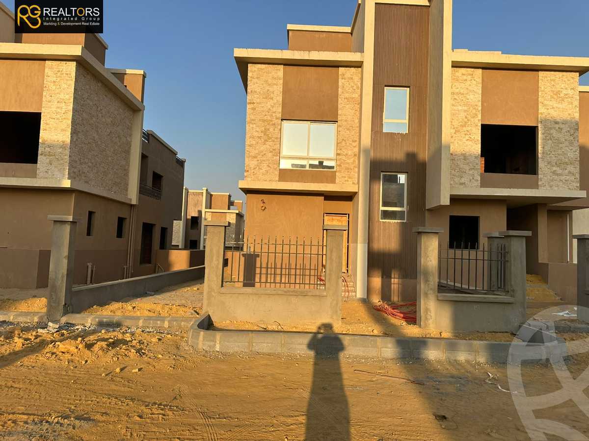 https://aqarmap.com.eg/en/listing/6292623-for-sale-cairo-el-sheikh-zayed-city-lshykh-zyd-ljdyd-toya-compound-al-tholathea