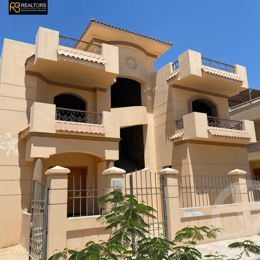 https://aqarmap.com.eg/ar/listing/6294709-for-sale-cairo-6th-of-october-compounds-dream-land-flower-resort