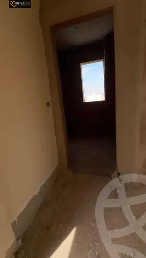 https://aqarmap.com.eg/ar/listing/6310373-for-sale-cairo-6th-of-october-compounds-first-heights