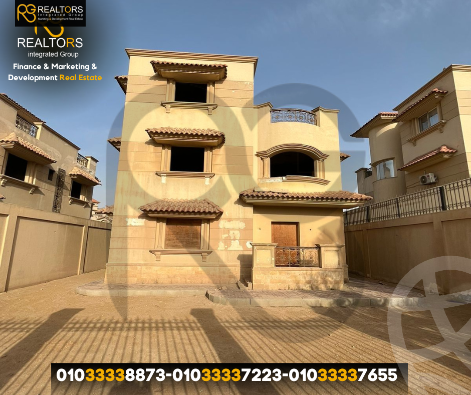 https://aqarmap.com.eg/ar/listing/6310387-for-sale-cairo-el-sheikh-zayed-city-compounds-royal-city