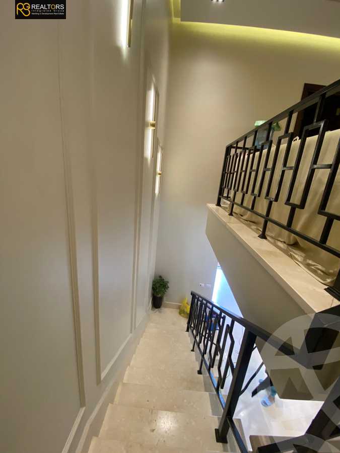 https://aqarmap.com.eg/en/listing/6316152-for-sale-cairo-el-sheikh-zayed-city-compounds-etapa