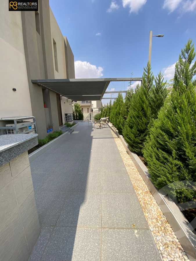 https://aqarmap.com.eg/en/listing/6316152-for-sale-cairo-el-sheikh-zayed-city-compounds-etapa
