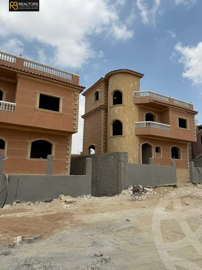 https://aqarmap.com.eg/ar/listing/6316186-for-sale-cairo-6th-of-october-compounds-first-heights