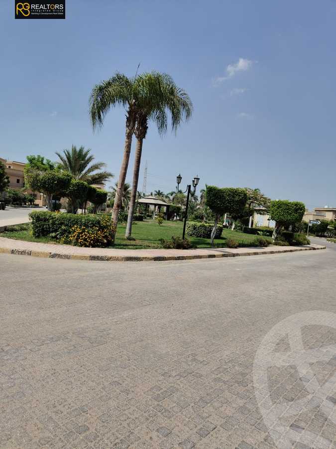 https://aqarmap.com.eg/ar/listing/6316358-for-sale-cairo-6th-of-october-compounds-ray-west-mall-rayhana