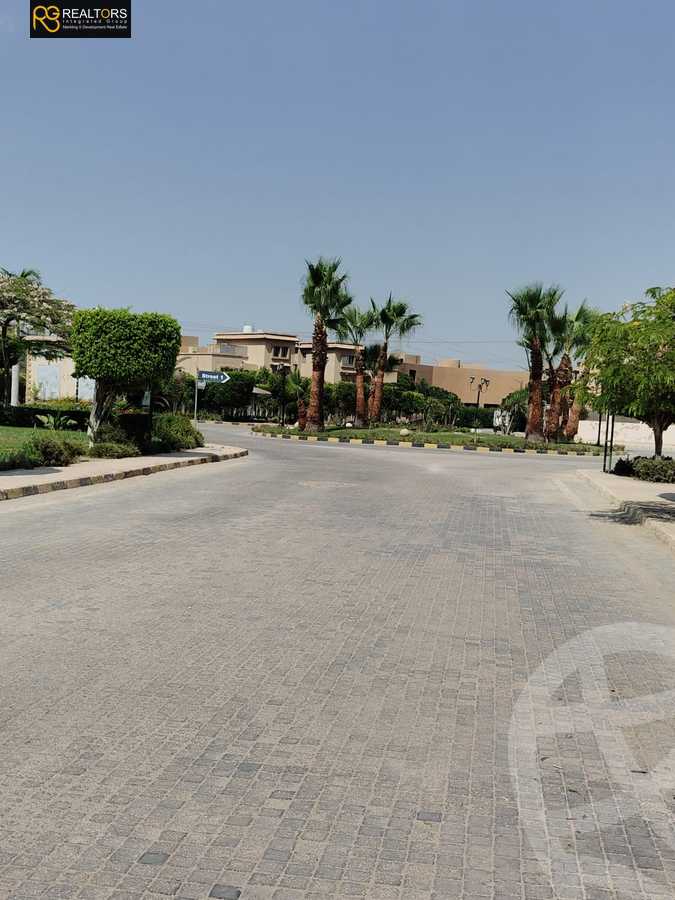 https://aqarmap.com.eg/ar/listing/6316358-for-sale-cairo-6th-of-october-compounds-ray-west-mall-rayhana