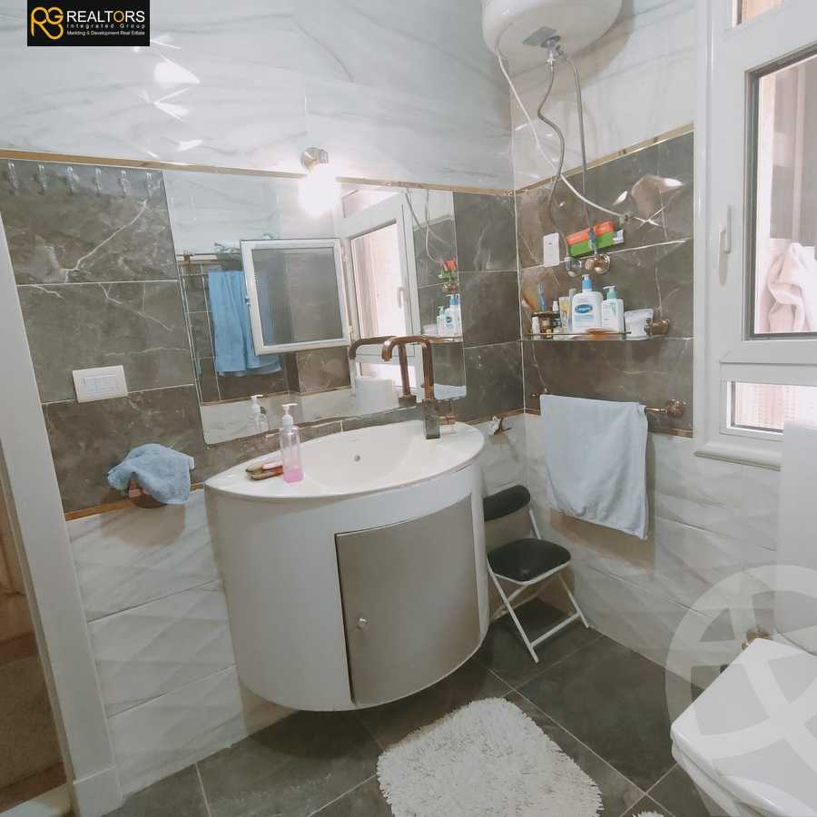 https://aqarmap.com.eg/ar/listing/6316379-for-sale-cairo-6th-of-october-ganob-el-ahyaaa-hay-el-andalous