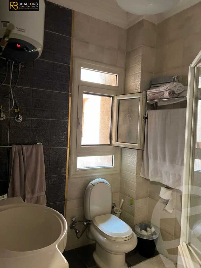 https://aqarmap.com.eg/ar/listing/6316379-for-sale-cairo-6th-of-october-ganob-el-ahyaaa-hay-el-andalous