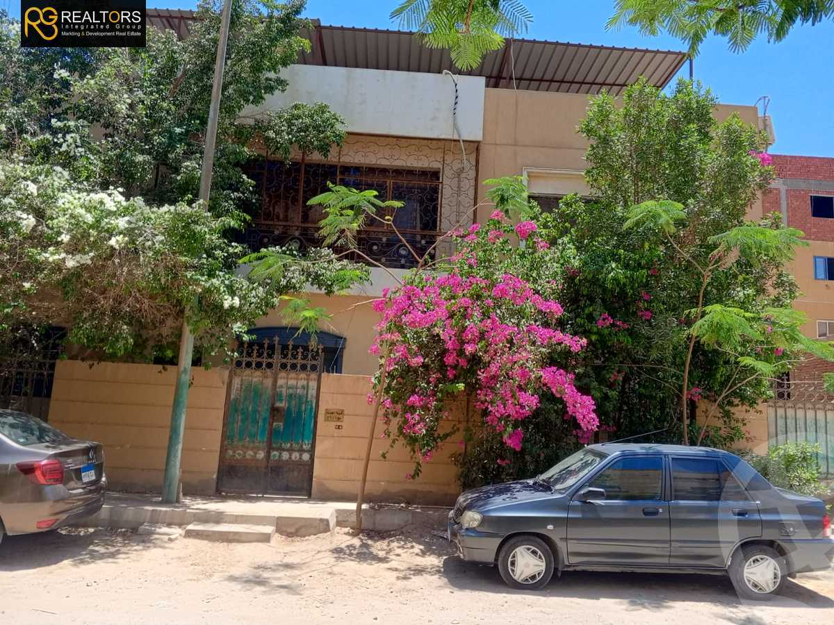 https://aqarmap.com.eg/ar/listing/6316394-for-sale-cairo-6th-of-october-hadaeq-october-kmbwnd-fy-hdyq-ktwbr-el-fardoos-city