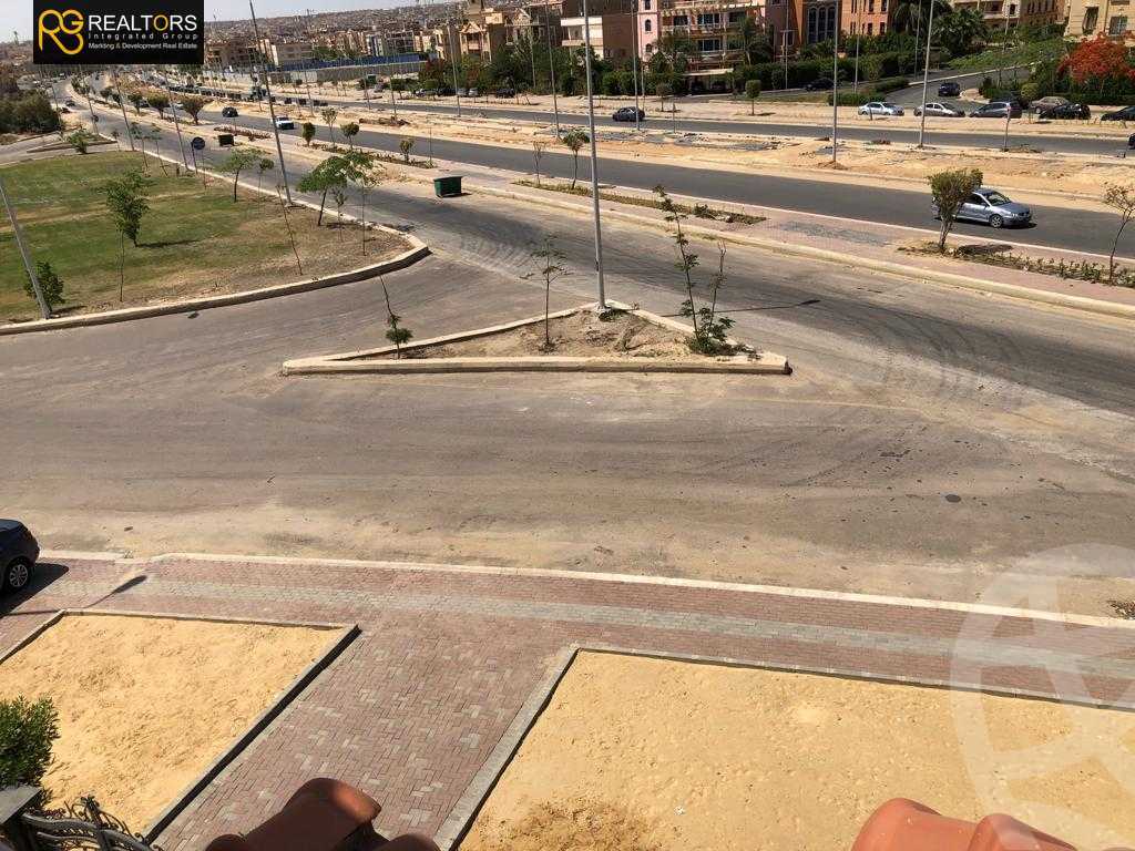 https://aqarmap.com.eg/ar/listing/6365878-for-sale-cairo-el-sheikh-zayed-city-el-hay-eltaseaa-area-5
