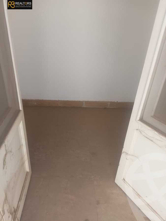 https://aqarmap.com.eg/en/listing/6366480-for-sale-cairo-el-sheikh-zayed-city-alex-cairo-desert-road-mdyn-sfnks-ljdyd-sandorini