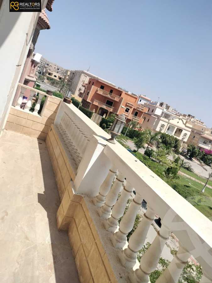 https://aqarmap.com.eg/ar/listing/6366583-for-sale-cairo-el-sheikh-zayed-city-compounds-el-yasmeen-compound