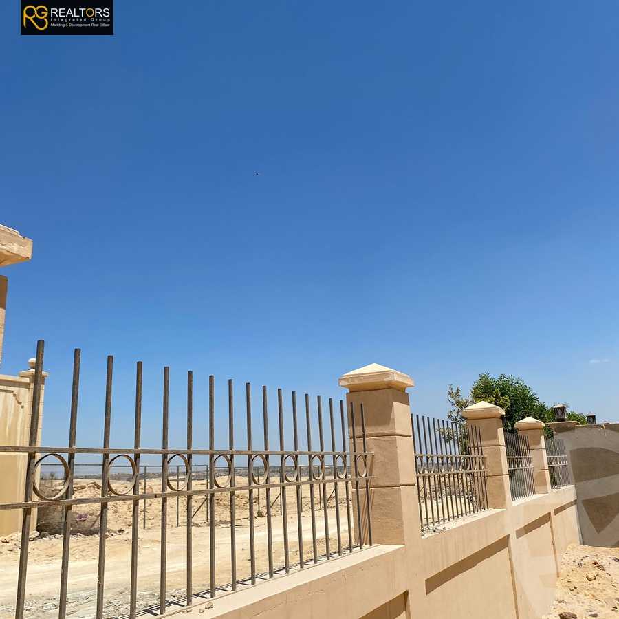 https://aqarmap.com.eg/en/listing/6476396-for-sale-cairo-6th-of-october-compounds-dream-land-flower-resort