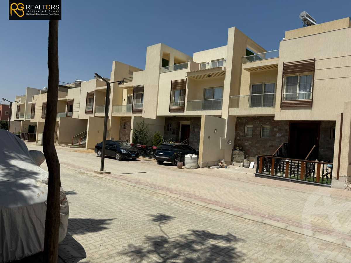https://aqarmap.com.eg/ar/listing/6479808-for-sale-cairo-6th-of-october-compounds-first-heights