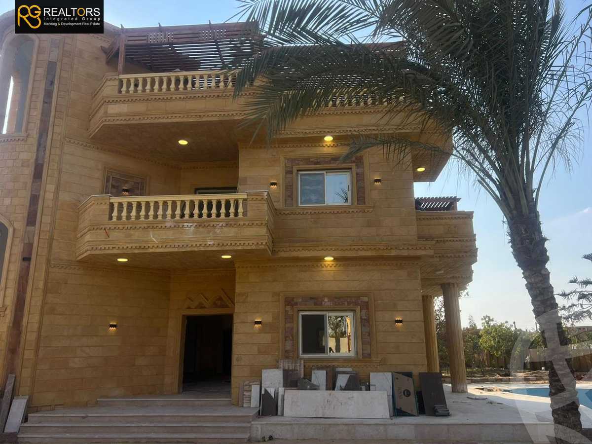 https://aqarmap.com.eg/ar/listing/6480935-for-sale-cairo-el-sheikh-zayed-city-lshykh-zyd-ljdyd-el-reef-el-oroby