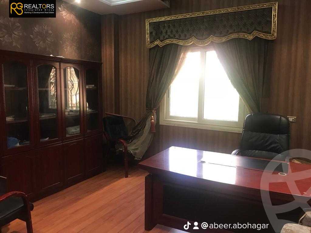 https://aqarmap.com.eg/ar/listing/6485076-for-sale-cairo-el-sheikh-zayed-city-compounds-el-yasmeen-compound