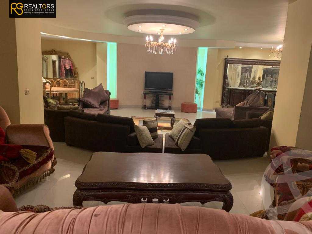 https://aqarmap.com.eg/ar/listing/6485076-for-sale-cairo-el-sheikh-zayed-city-compounds-el-yasmeen-compound