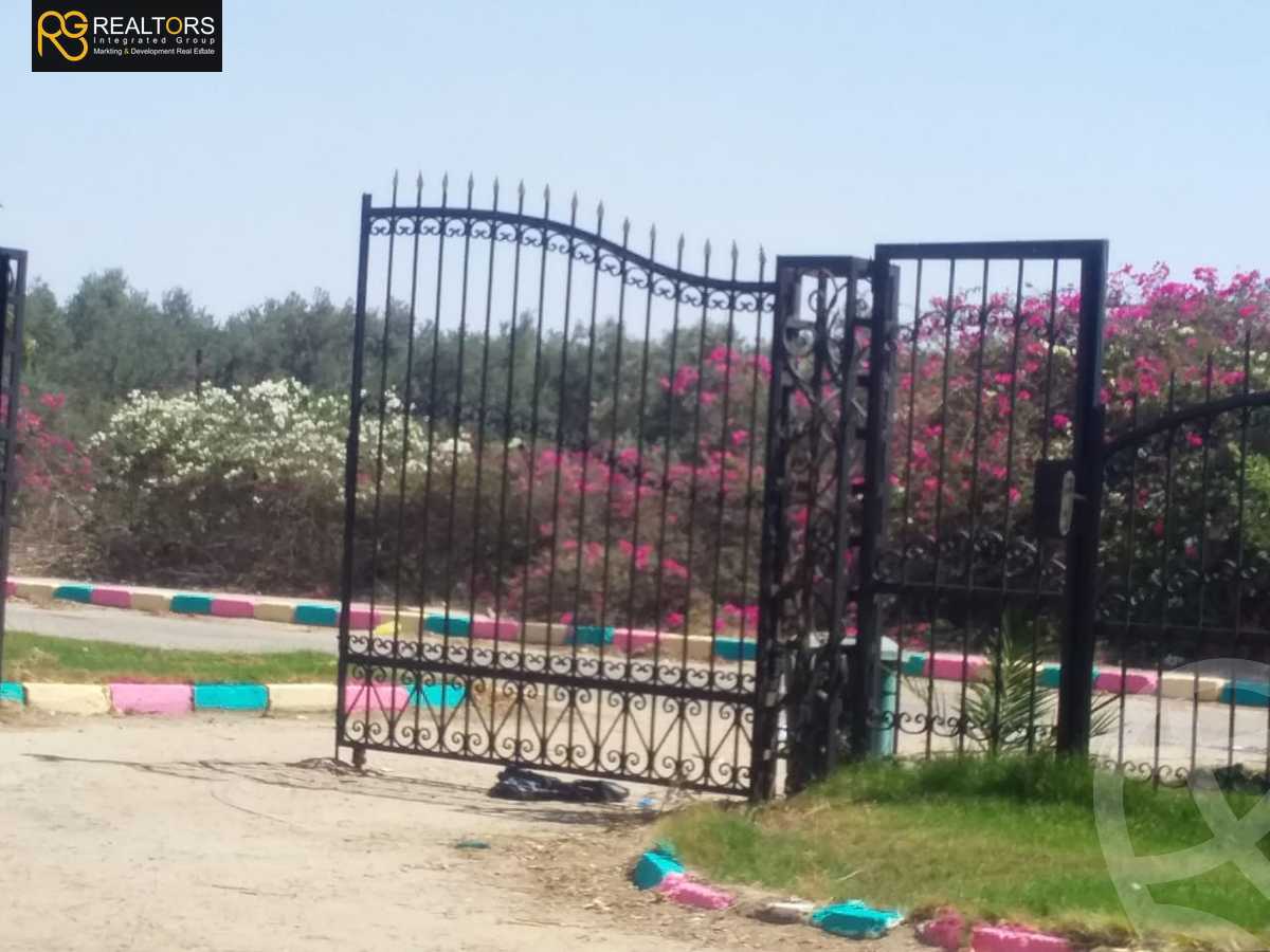 https://aqarmap.com.eg/en/listing/6490478-for-sale-cairo-el-sheikh-zayed-city-alex-cairo-desert-road-mdyn-sfnks-ljdyd-stella-di-mare-farms