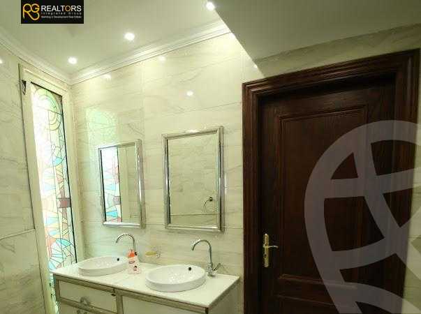https://aqarmap.com.eg/en/listing/6490785-for-sale-cairo-el-sheikh-zayed-city-el-hay-elsabeaa-lbstn